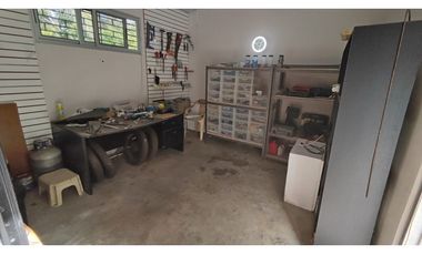 Venta de amplia y moderna casa en El Valle de Antón GTA