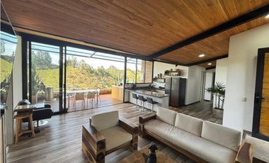 Espectacular, casa finca  campestre en el Peñol Antioquia 2.500 m2