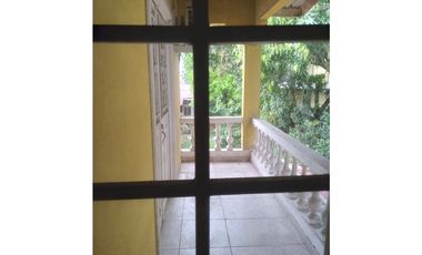 LAS CUMBRES / SAN LORENZO / 250M / DUPLEX 6 HABITACIONES / CERCADA JC