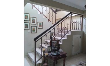 LAS CUMBRES / SAN LORENZO / 250M / DUPLEX 6 HABITACIONES / CERCADA JC