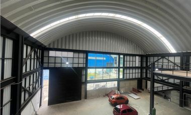 ARRIENDO ,VENTA DE BODEGA INDUSTRIAL
