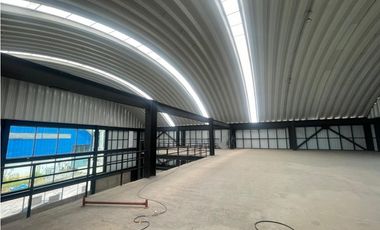 ARRIENDO ,VENTA DE BODEGA INDUSTRIAL