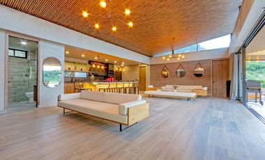 Venta Casa Finca Sopetrán, privada, lujosa, piscina, vista de ensueño.