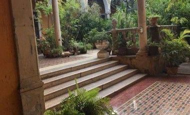 Vendo espectacular Casona en el Centro