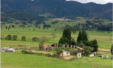 FINCA SE VENDE SOTAQUIR BOYAC