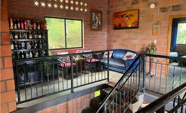 Venta de propiedad en Sopetran - 3 casas