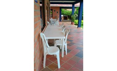 Venta de propiedad en Sopetran - 3 casas