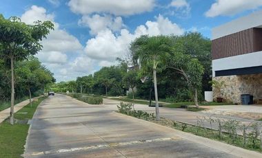Terreno en venta, Oasis, Yucatan Country Club