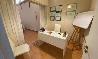 CASA EN VENTA - 3 HABITACIONES