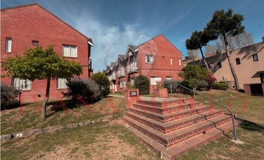 DUPLEX EN PINAMAR - ALQUILER POR TEMPORADA - JASON 1502