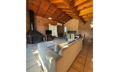 ALQUILER / CHALET CON GAS NATURAL / SIERRA DE LOS PADRES