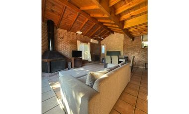 ALQUILER / CHALET CON GAS NATURAL / SIERRA DE LOS PADRES