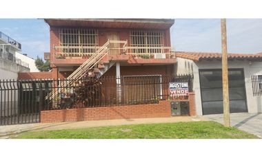 BALBASTRO 6028 entre CRISTIANIA y MI ESPERANZA -  PLANTA  ALTA