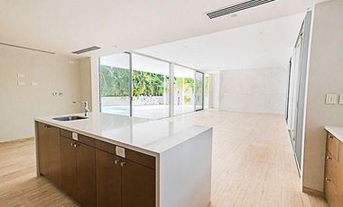 Casa en venta en el Yucatán Country Club, Mérida, Yucatán