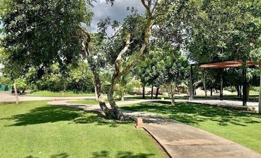 Lote en venta en Privada Kutz, Yucatan Country Club
