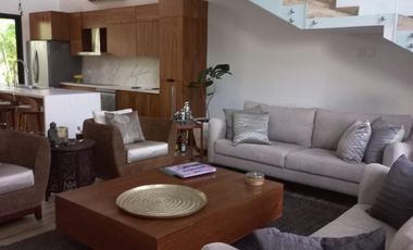 Casa en venta en Yucatán Country Club, privada Kutz, Mérida, Yucatán