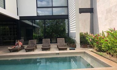 Casa en renta  en el Yucatan Country Club