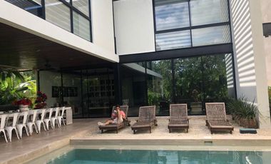 Casa en renta  en el Yucatan Country Club