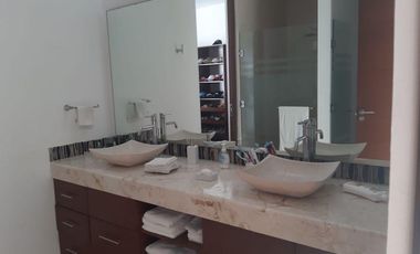 Casa en venta en el Yucatan Country Club, Cutzam, Mérida