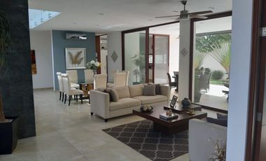 Casa en venta en el Yucatan Country Club, Cutzam, Mérida