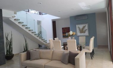 Casa en venta en el Yucatan Country Club, Cutzam, Mérida