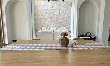 Casa en venta en el Yucatán Country Club, Tumín, Mérida, Yuc