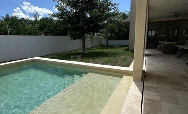 Casa en venta en el Yucatán Country Club, Tumín, Mérida, Yuc