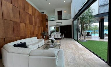 Casa en venta, Privada Kanha, Yucatán Country Club