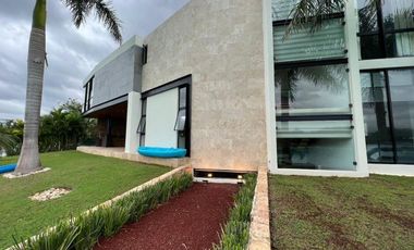 Casa en venta, Privada Kanha, Yucatán Country Club