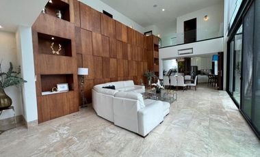 Casa en venta, Privada Kanha, Yucatán Country Club