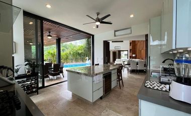 Casa en venta, Privada Kanha, Yucatán Country Club