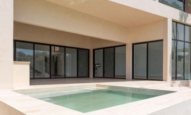 Casa en venta en Privada Kanha, Yucatán Country Club