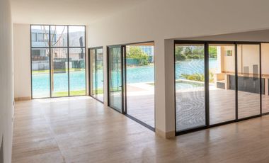 Casa en venta en Privada Kanha, Yucatán Country Club