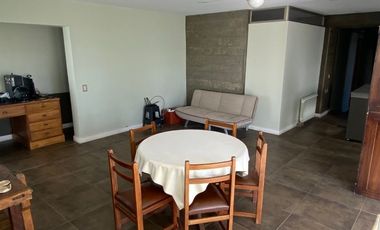 Casa en venta c/ cochera en Chacras de Coria