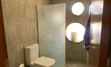 Casa en venta c/ cochera en Chacras de Coria