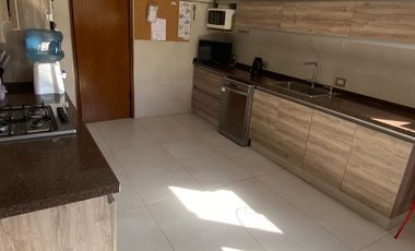 Casa en venta c/ cochera en Chacras de Coria