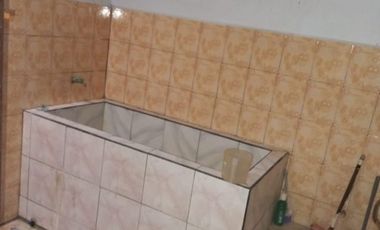 Rumah Jamrud buat keluarga kecil