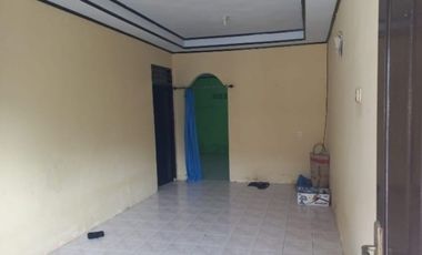 Rumah Jamrud buat keluarga kecil