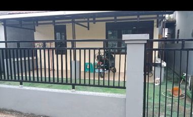 Rumah Jamrud buat keluarga kecil