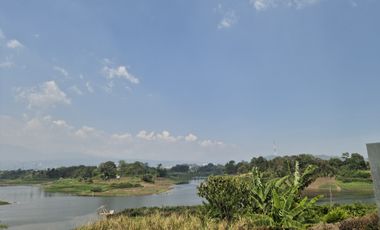 Jual Cepat, Tanah Cakep Berlokasi Diarea Kota Baru Parahyangan Bandung