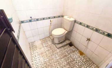 Dijual Rumah Siap Huni 2 Lantai dg Tanah Luas di Kompleks Kota Cirebon