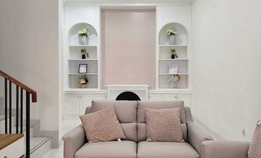 Jual Rumah Mewah 3 Lantai dalam Tomnhouse di Pancoran