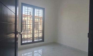 Jual Rumah Mewah 3 Lantai dalam Tomnhouse di Pancoran