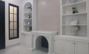 Jual Rumah Mewah 3 Lantai dalam Tomnhouse di Pancoran