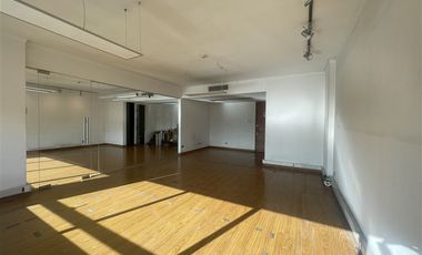 Oficina en Arriendo en La Dehes 1200