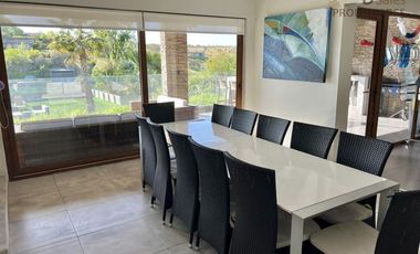 Casa en Arriendo en Los Quillayes Lago Rapel