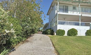 Casa en Arriendo en El Alamo Lago Rapel