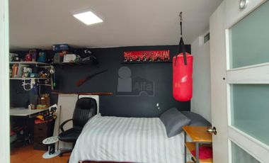 CASA EN VENTA EN RICONADA DE ARAGON, CERCA DEL METRO PLAZARAGON.