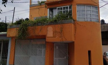 CASA EN VENTA EN RICONADA DE ARAGON, CERCA DEL METRO PLAZARAGON.