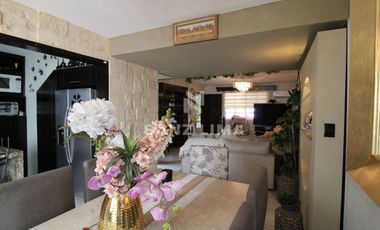 Real de Arboledas,Miraflores: Amplia y comoda casa 3 recamaras.